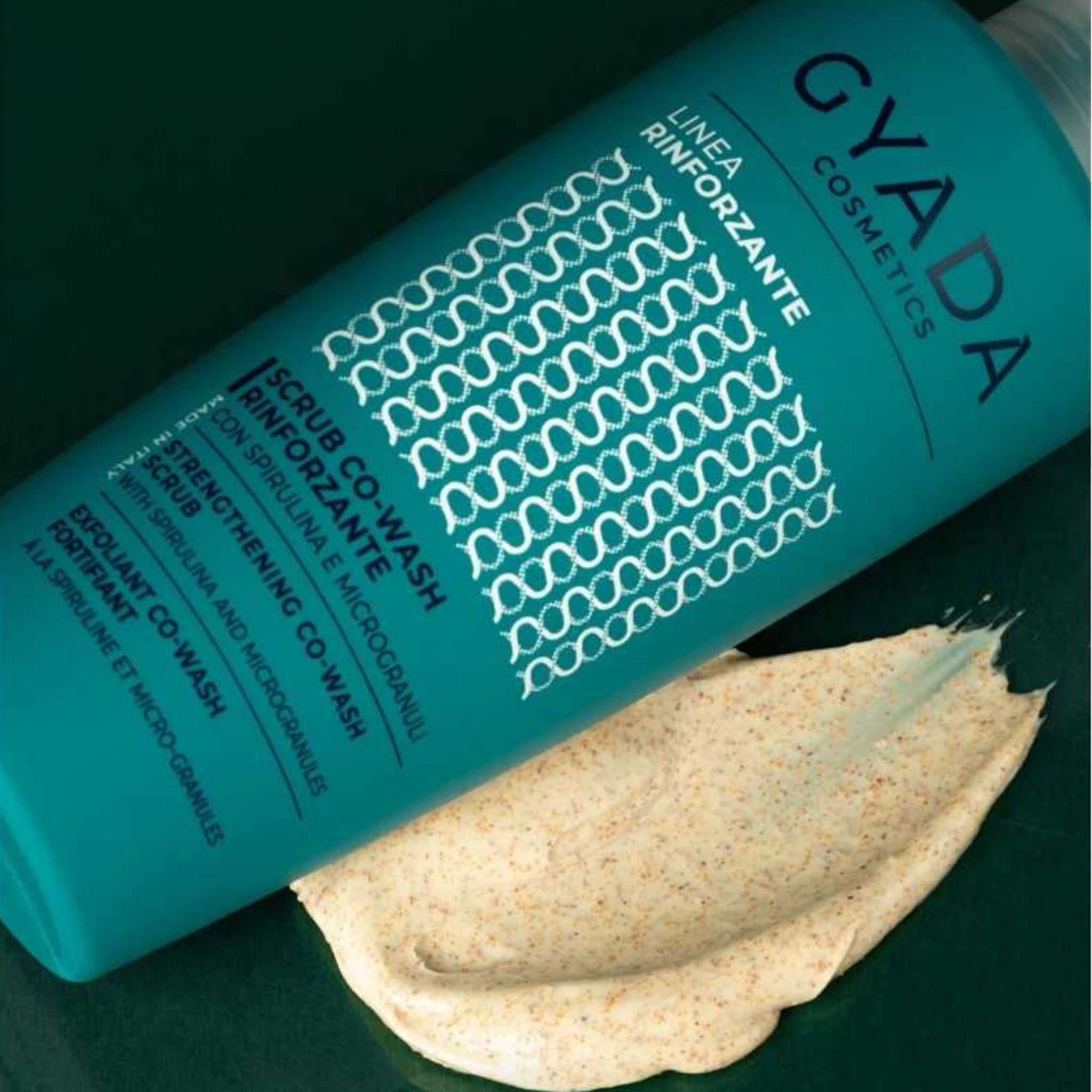 Scrub Co-Wash Rinforzante con Spirulina