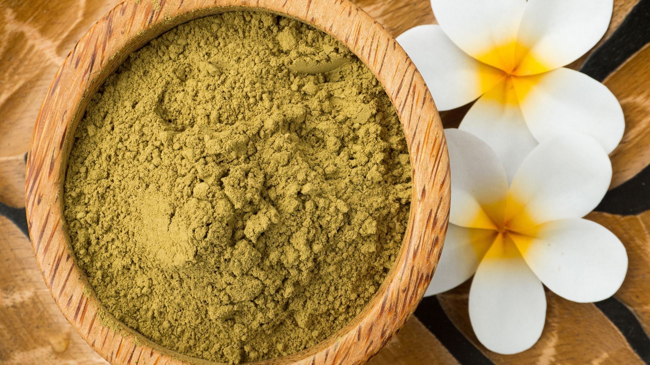 Guida all'uso delle erbe tintorie