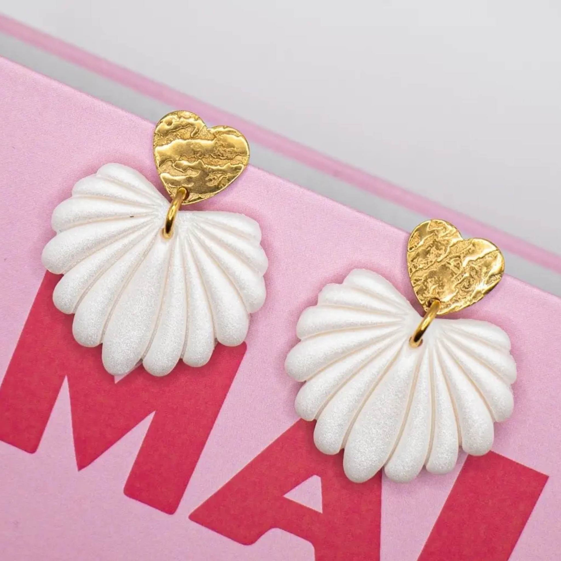 ALICE MINI WHITE - Orecchini cuore artigianali