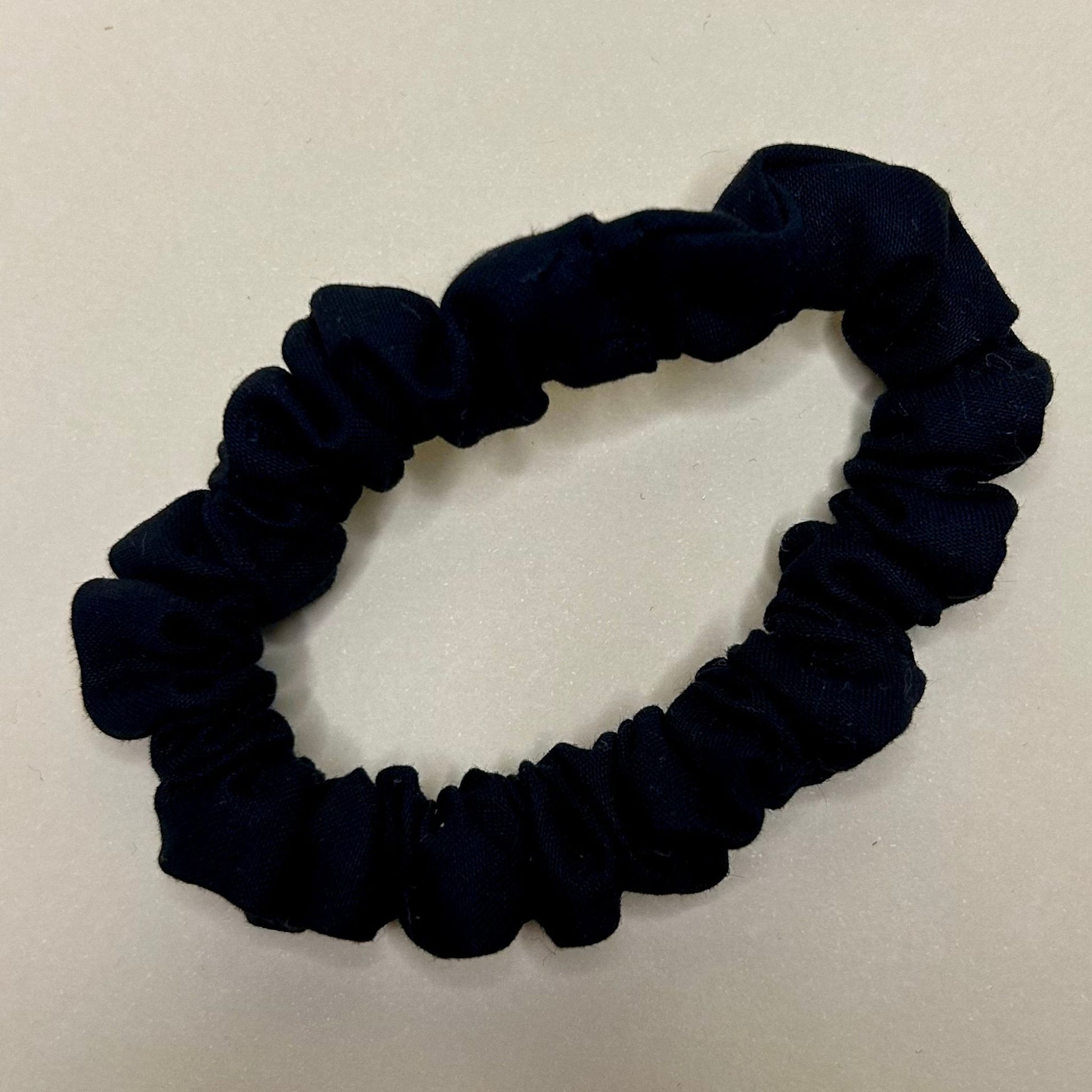 Elastico nero piccolo
